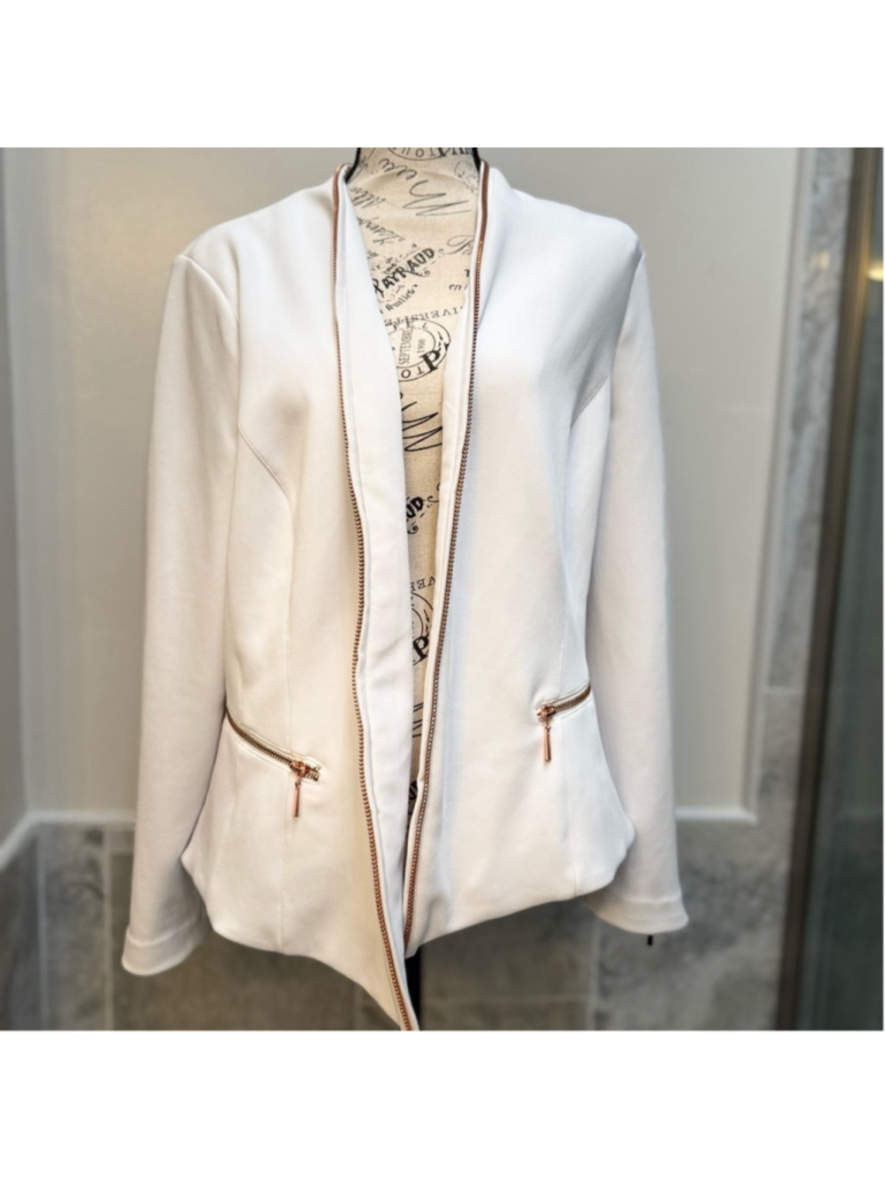 Mark Zunino White Women's Blazer Rose Gold hardware Plus Size 18w business
